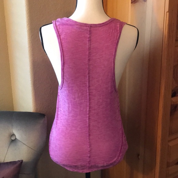 🌸Workout Tank - Picture 4 of 5